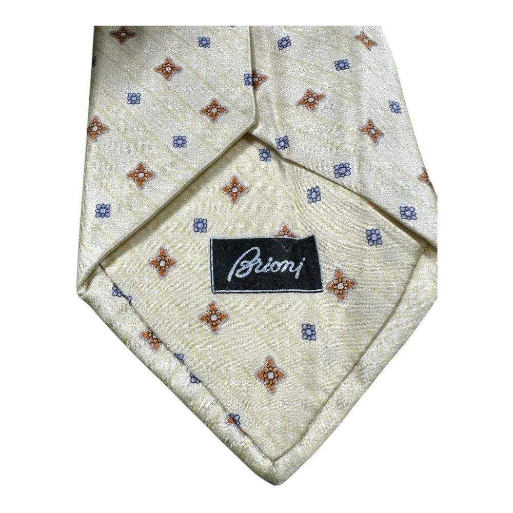 Brioni Light Yellow Orange Blue Geometric Smooth Silk Men's Tie 3.75 Inch Width